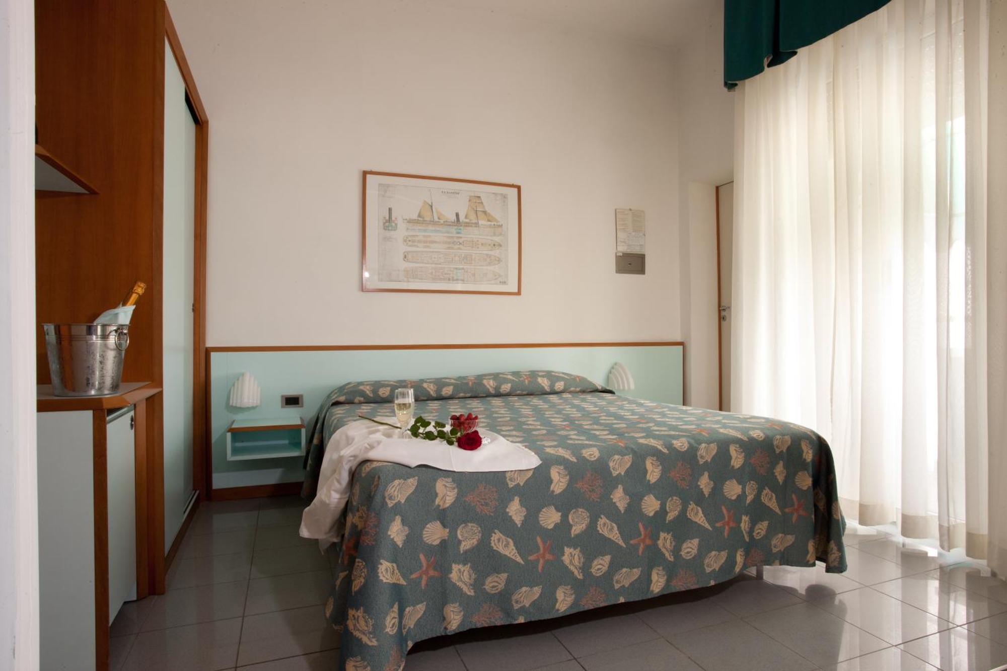 Hotel Gaby Rimini Kültér fotó
