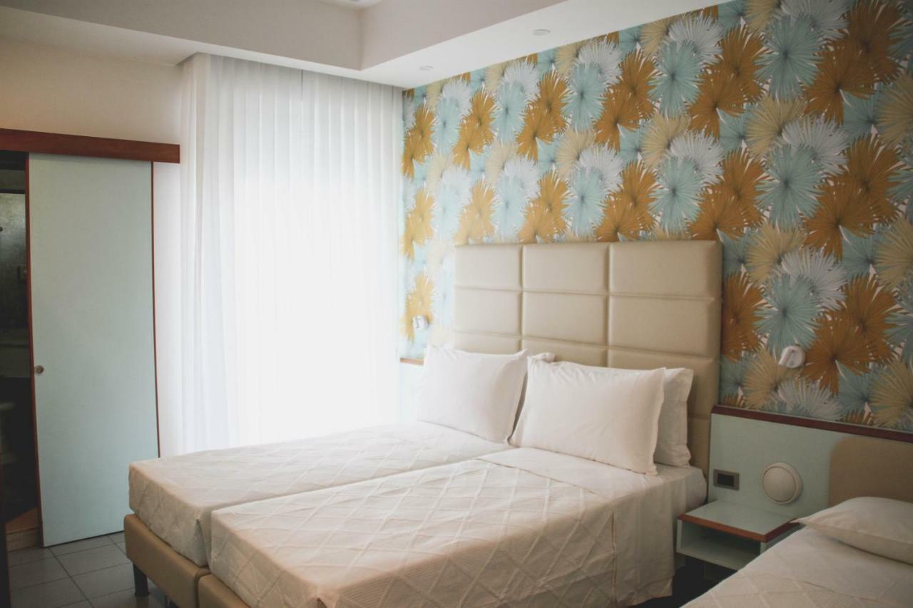 Hotel Gaby Rimini Kültér fotó